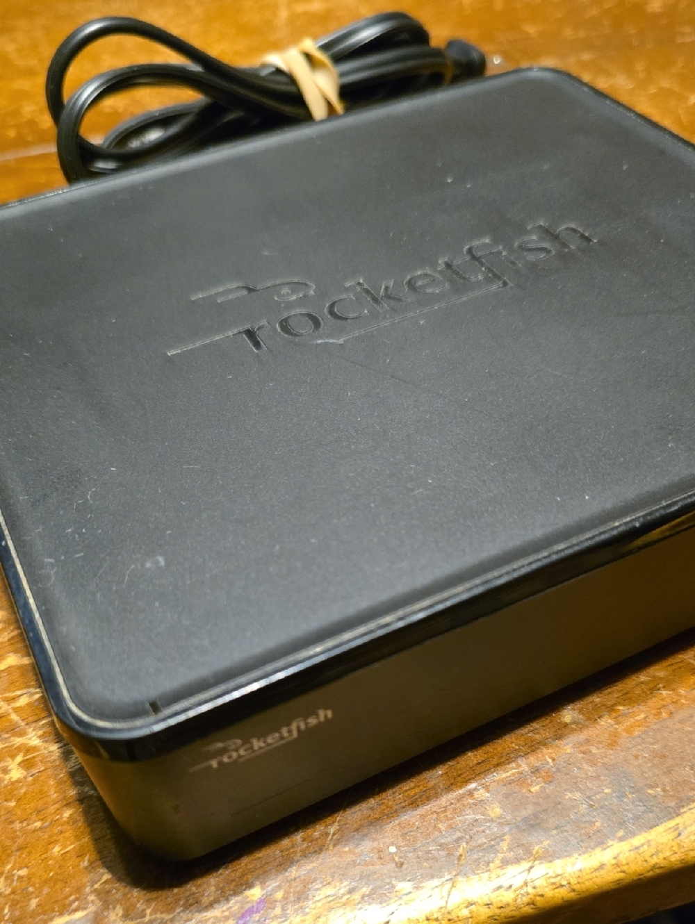 RocketFish RF-WHTIB Wireless Rear Speaker Kit - Picture 2 of 3